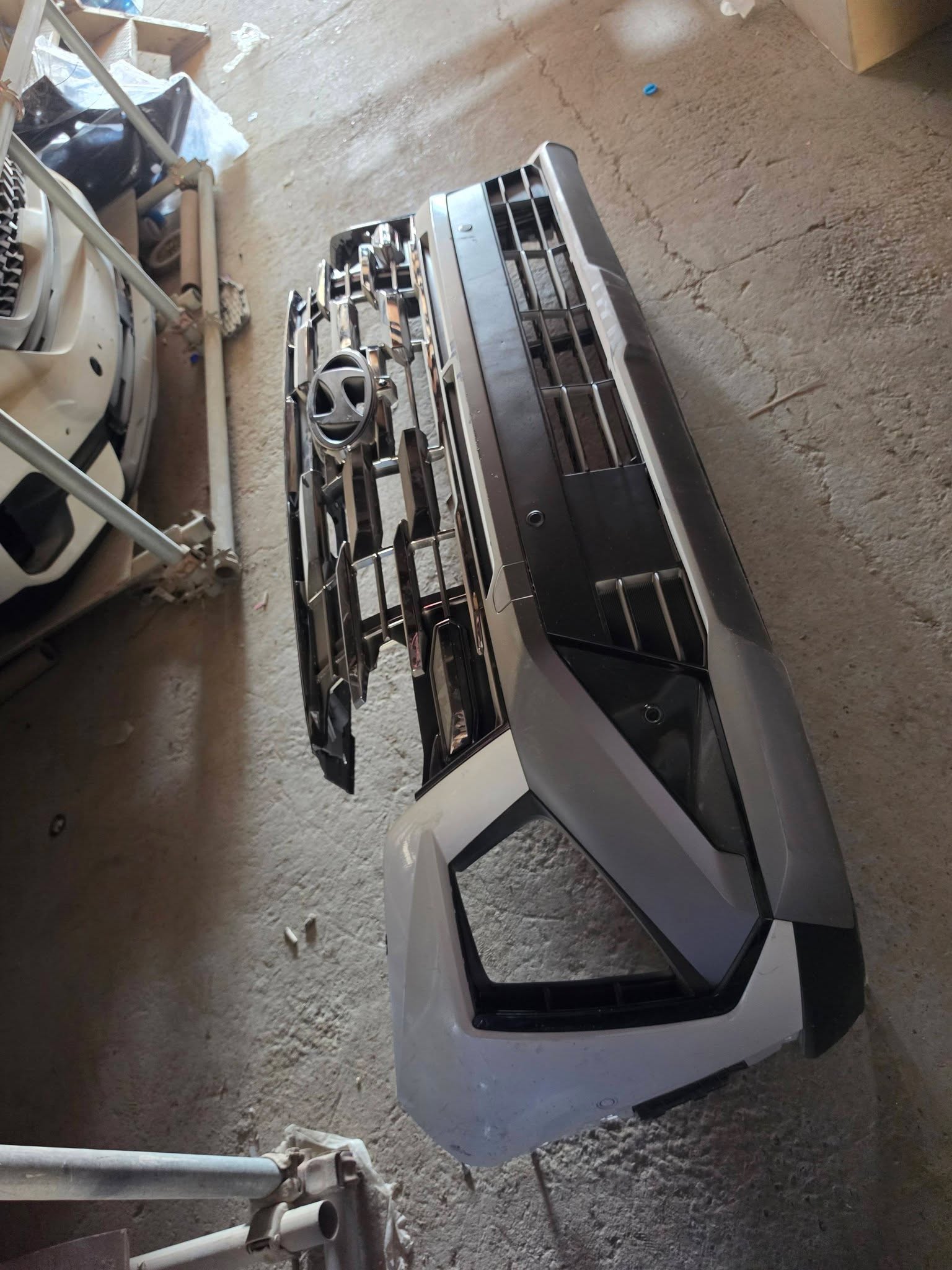 წინა ბამპერი Hyundai Tucson პატარა ფოტო 6