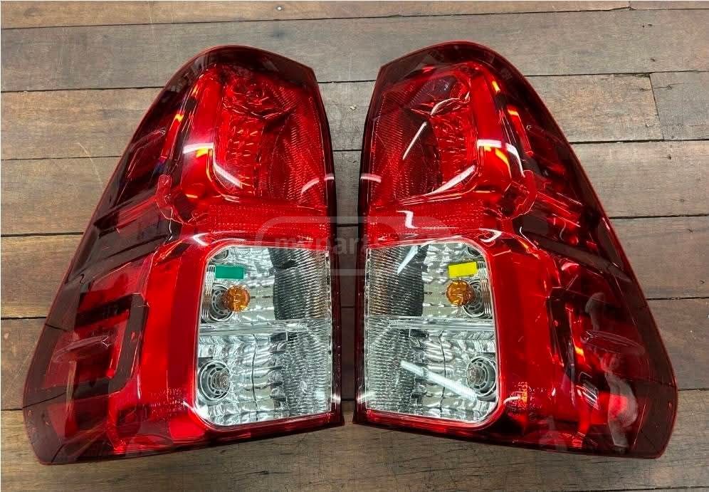 უკანა ფარი TOYOTA Hilux 2005-2023 პატარა ფოტო 5
