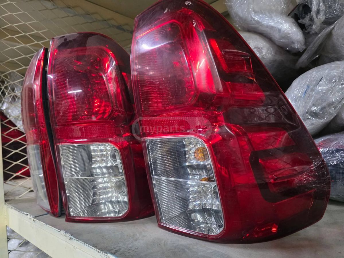 უკანა ფარი TOYOTA Hilux 2005-2026 პატარა ფოტო 8