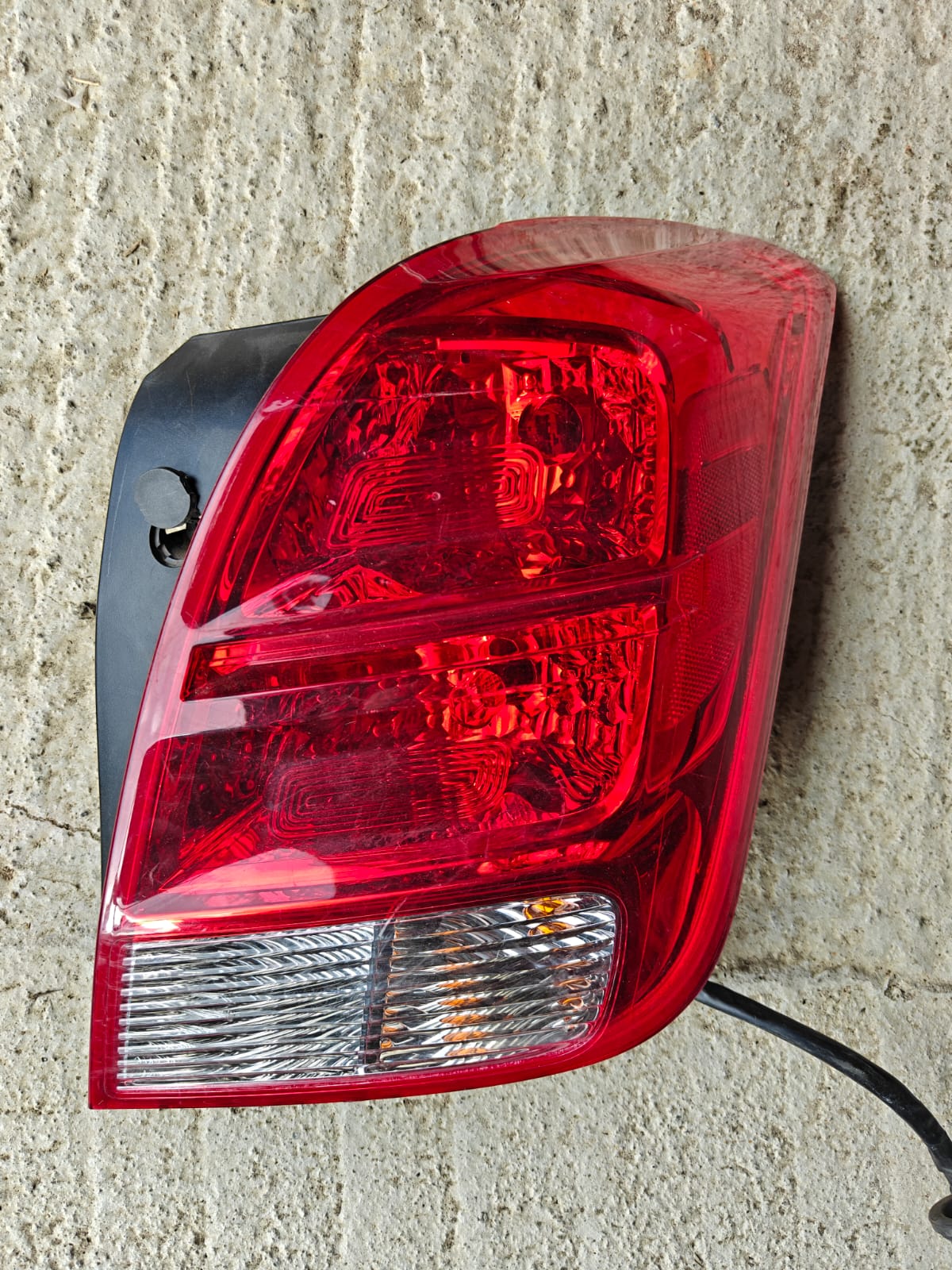 უკანა ფარი სტოპი Chevrolet Trax მთავარი ფოტო