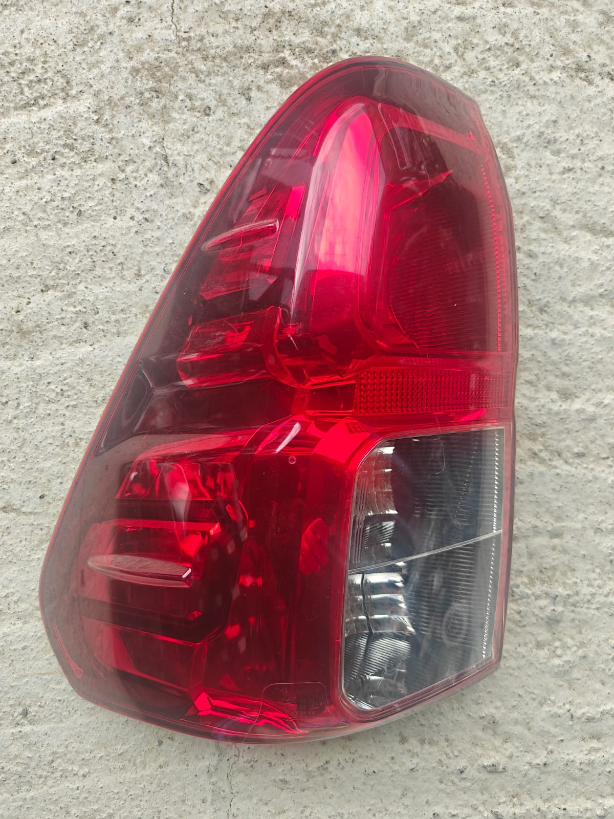 Toyota Hilux 2015-2020 მარცხენა წინა ფარი — კოდი 367 მთავარი ფოტო