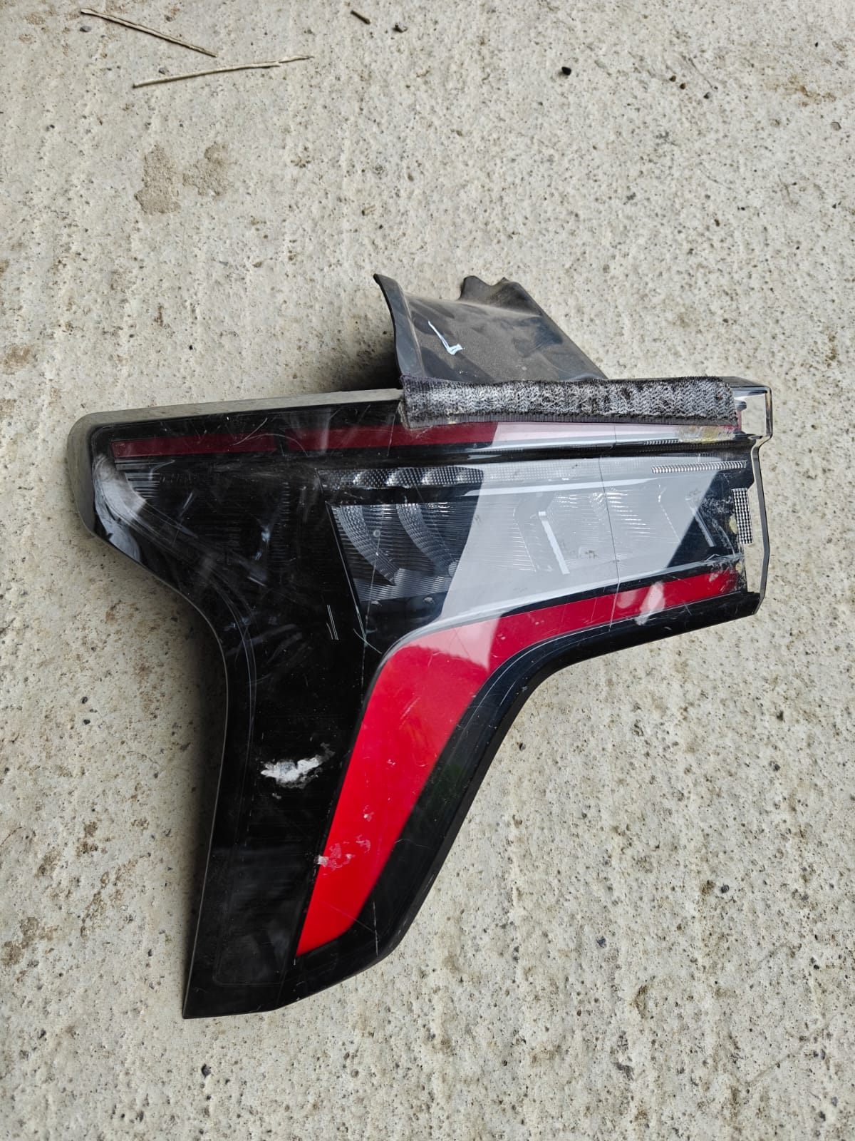 Chevrolet Equinox 2024-2026 მარცხენა კრილოს სტოპი — კოდი 340 მთავარი ფოტო