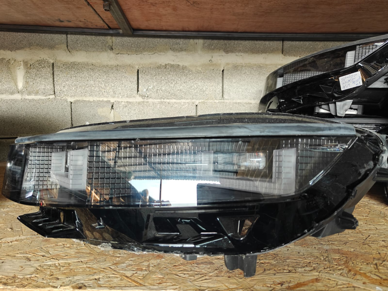 Hyundai Ioniq 5 მარცხენა ევროპული, LED, ლურჯი შტეკერით წინა ფარი — კოდი 103 მთავარი ფოტო