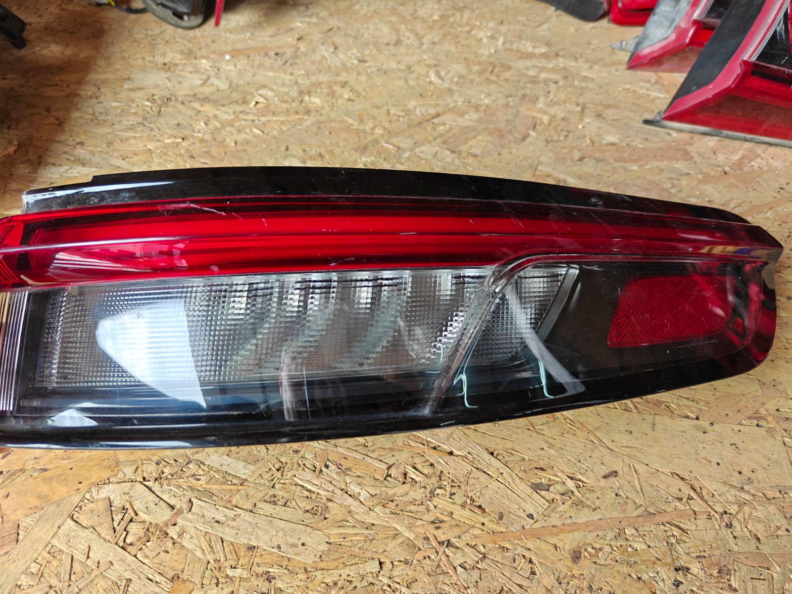 Jeep Grand Cherokee 2021-2025 მარჯვენა წინა ფარი — კოდი 205 მთავარი ფოტო