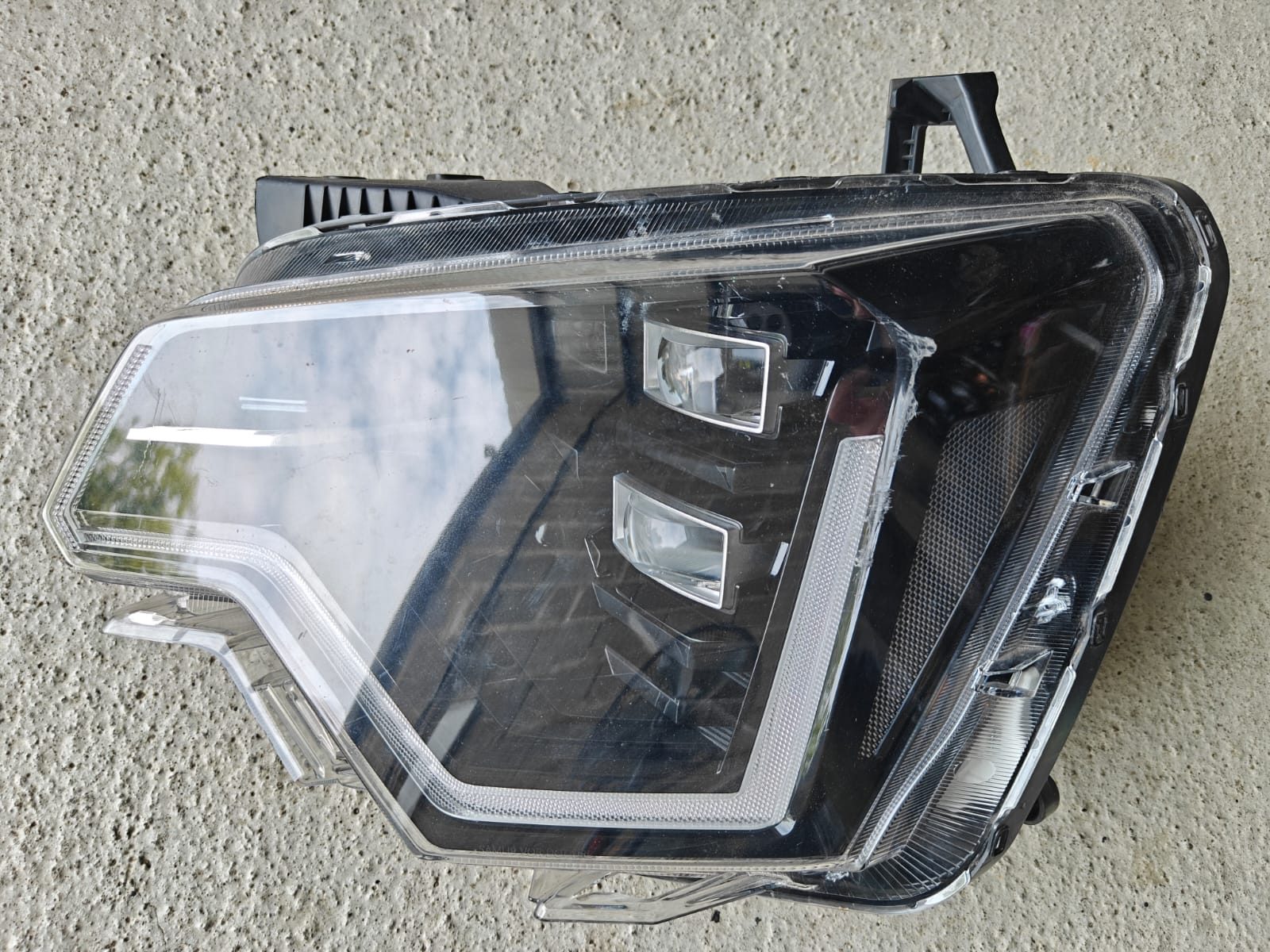 წინა ფარი Kia Niro მთავარი ფოტო