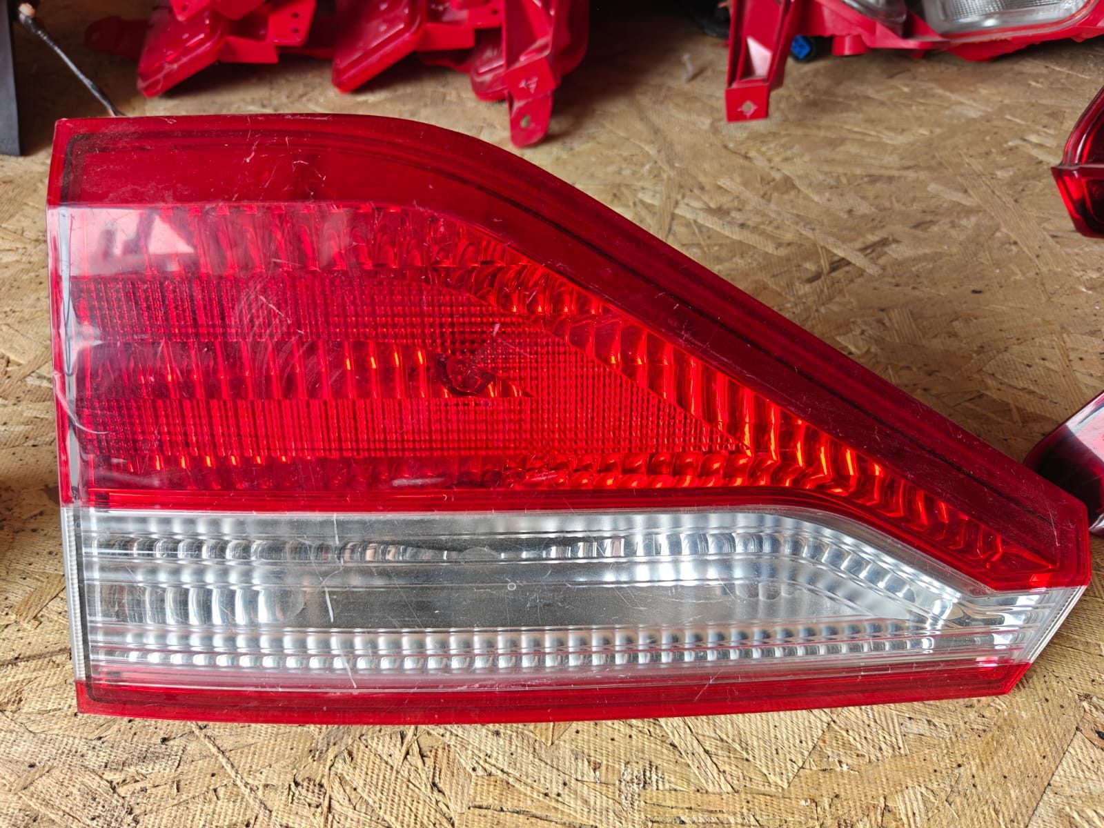 უკანა ფარი სტოპი Honda Odyssey მთავარი ფოტო