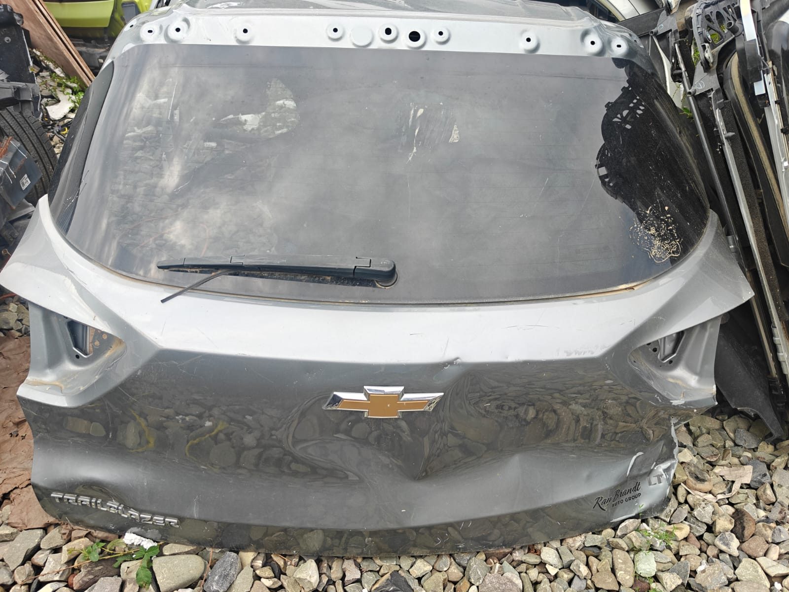 საბარგულის ხუფი კარი ბაგაჟნიკი Chevrolet Trailblazer მთავარი ფოტო