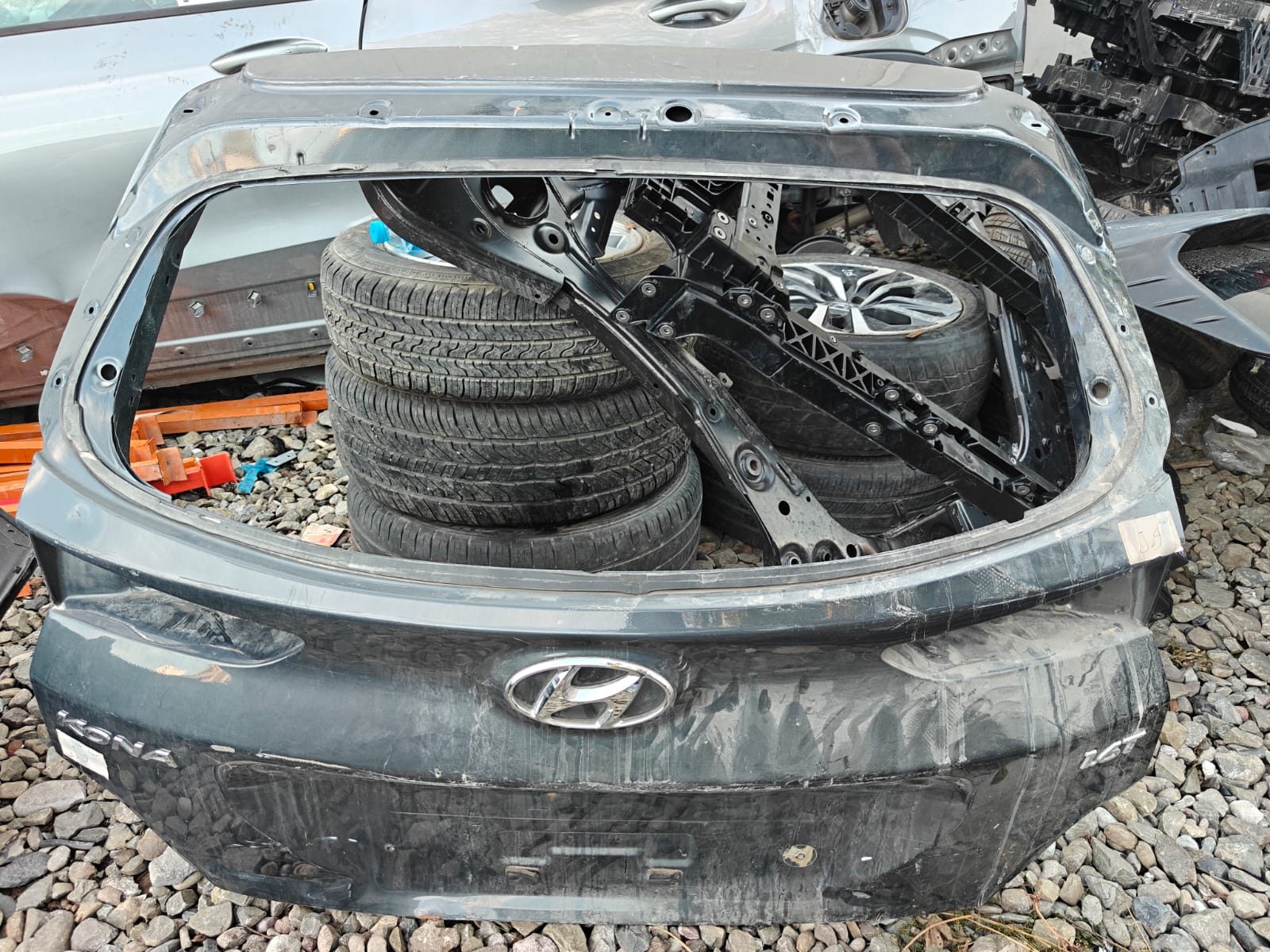საბარგულის ხუფი კარი ბაგაჟნიკი Hyundai Kona მთავარი ფოტო