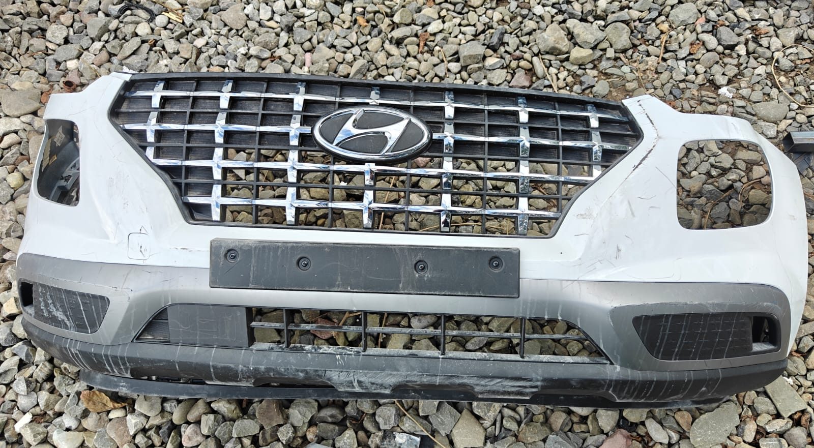 წინა ბამპერი Hyundai Venue პატარა ფოტო 2