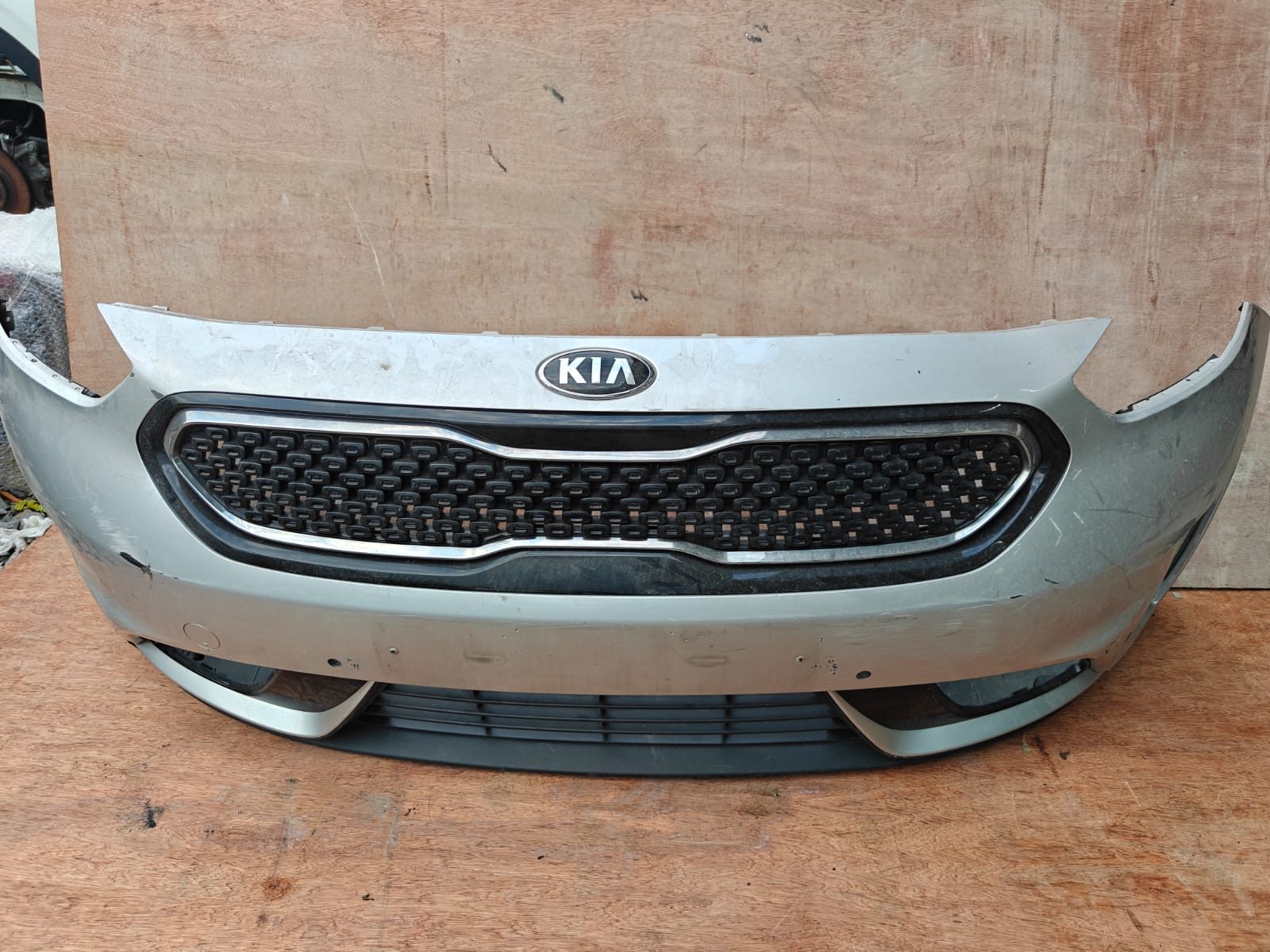 წინა ბამპერი Kia Niro მთავარი ფოტო